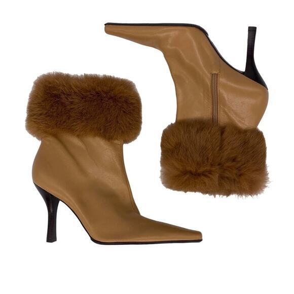 Antonio Melani leather glove fit fur camel color heel booties - Picture 4 of 10